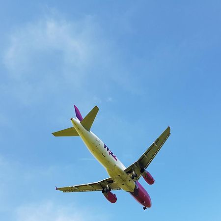 Airport Residence 3 أوتوبين المظهر الخارجي الصورة